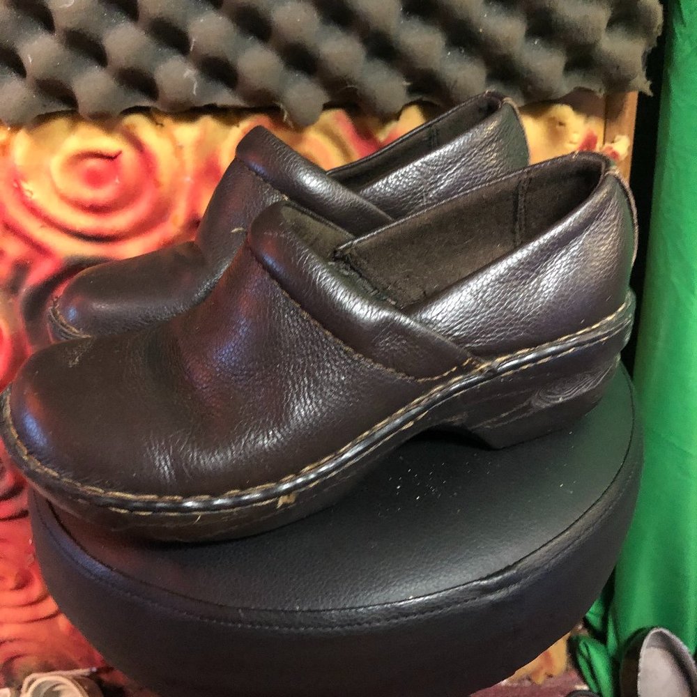 G.H. Bass & Co. Women Ladies Brown Leather Sz 8M